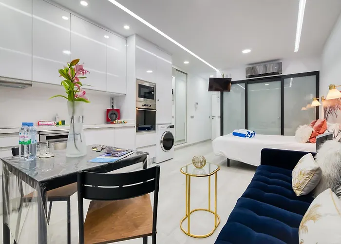 Sun&sea In Playa Canteras Las Palmas de Gran Canaria